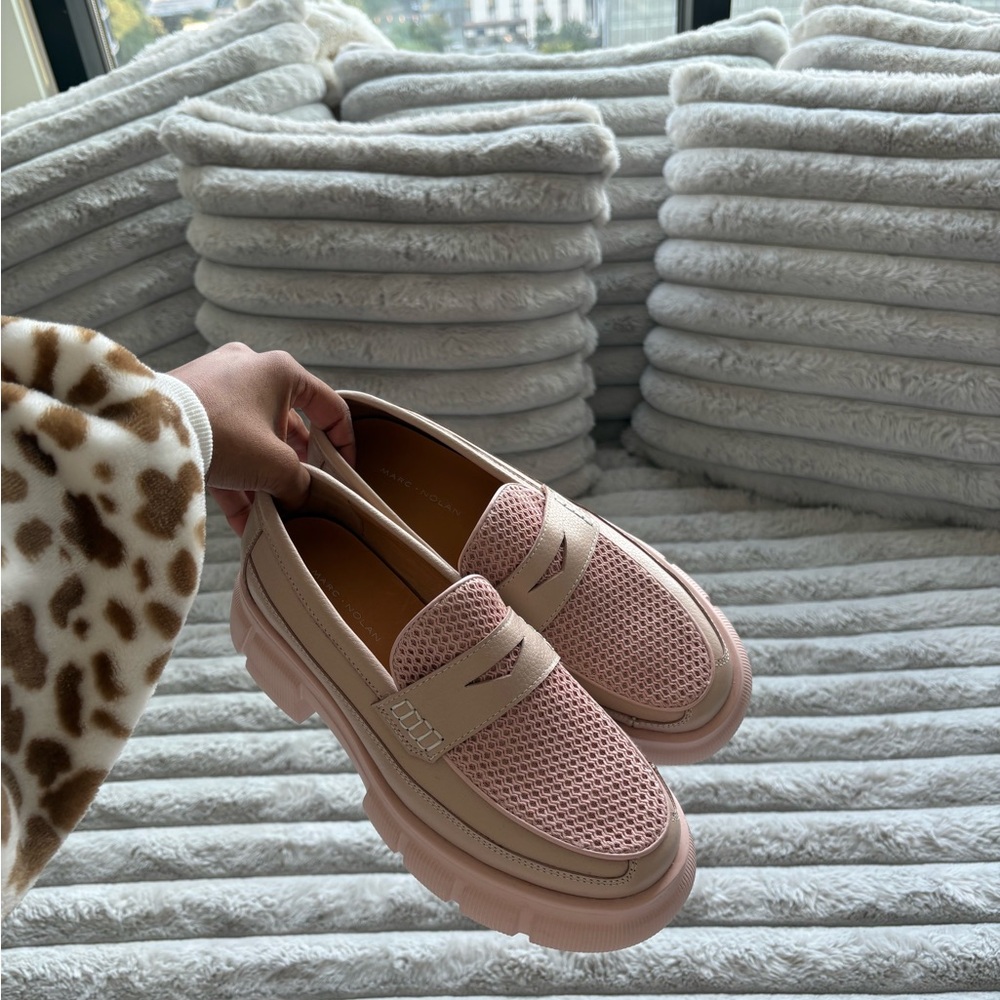Elegant Pink Women's Loafers